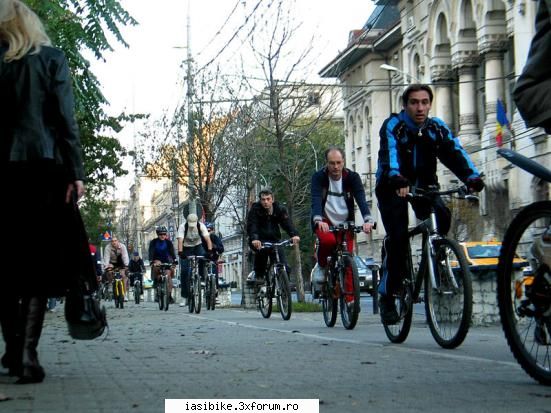 bikeri din buc castiga: continuare