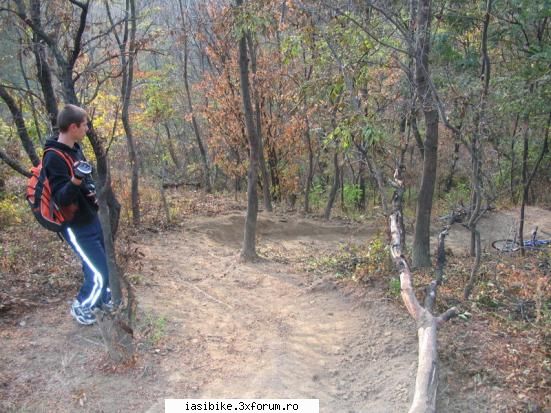 traseu cetatuia( dirt dh)