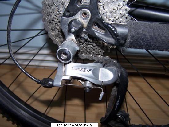 a doua poza montan cu xt aproape nou