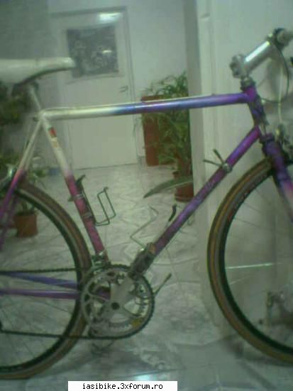 caut cursiera cursiera 5milioane nemteasca daca este id-ul meu.am poze daca mess.