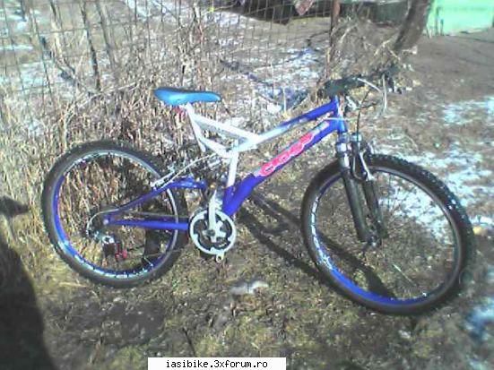 puneti aici poze cu voastre.. incep eu my bike