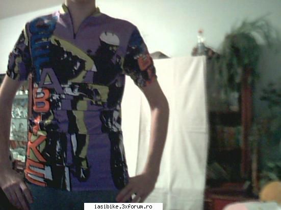 pantaloni sintetici (colantzi) uite aici