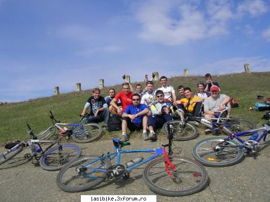 tura duminica 2.04.2006 ora 12.30 palat uhaaa