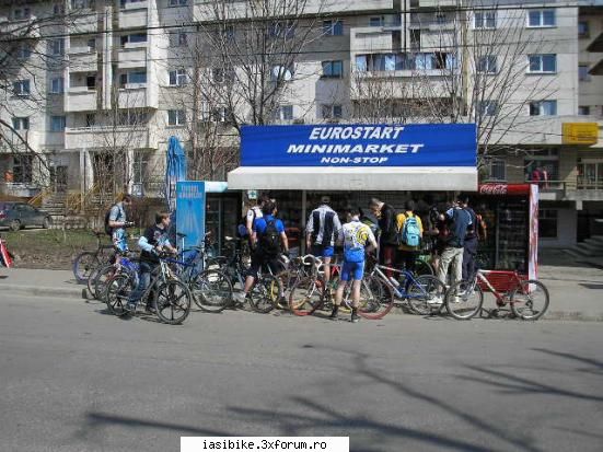 tura duminica 2.04.2006 ora 12.30 palat pit stop capatul copoului agronomie.