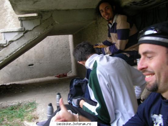 ingineri boschetari mai conta... era foame shi batea vantul... trebuia stam dos