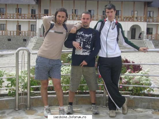 Destinatia Hadambu` - cei trei membri fondatori - Trasee