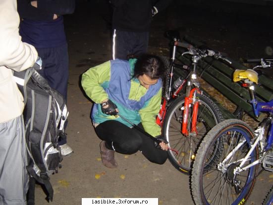 Pedalare cu turistoriiiiii.....asta seara. - Red-Biker - Evenimente si Discutii
