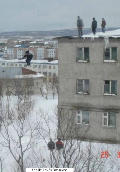 Poze funny ...ca sa inveselim lumea de acilea - sporturi extreme la rusi valeuuuuuuu - Evenimente si Discutii