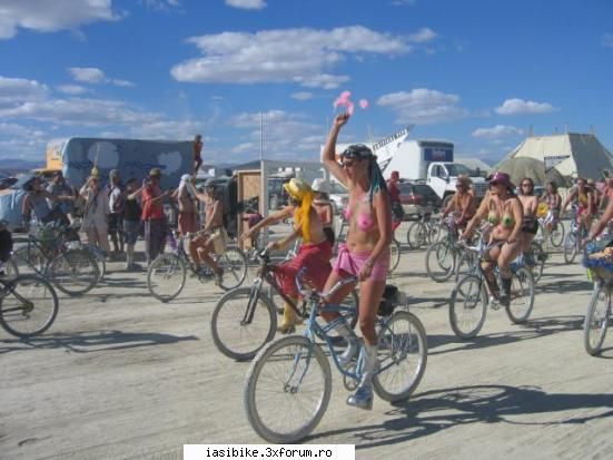 fimeile shi bicicletele :D - Win-win - Evenimente si Discutii