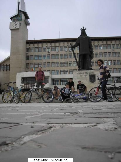 iasi-vaslui - Pi caldarim in shentrul Vasluiului - Trasee