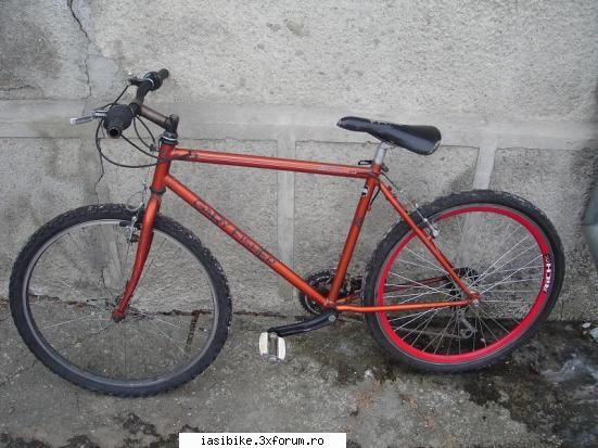 my bike - asta e bitza cu care maky se mandreste =)) maky - Mountain Bike